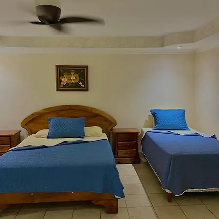 Casas Del Toro Playa Flamingo Aparthotel Exterior photo